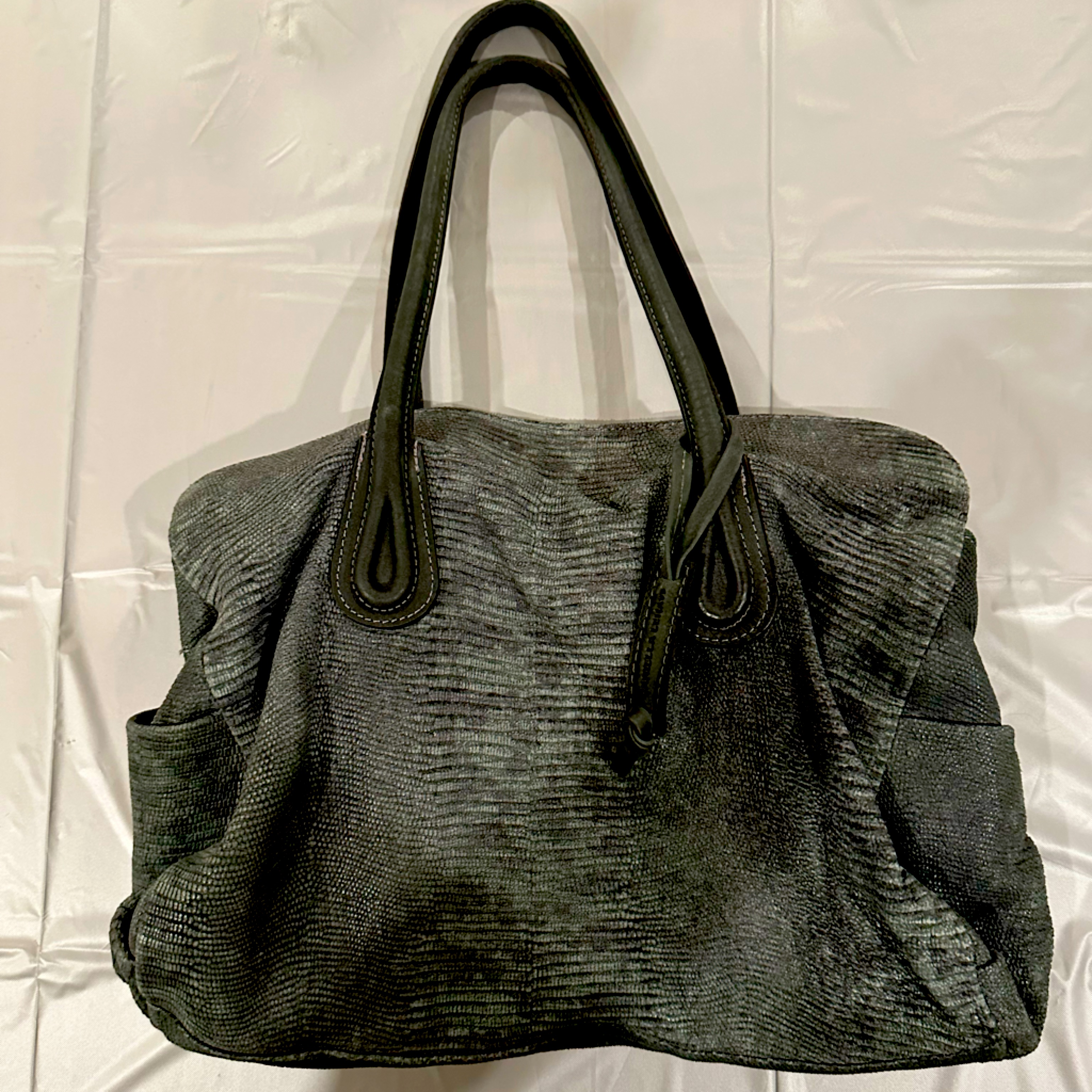 Designer Genuine Leather Shoulder Purse Bag Boho Grey Like New Daniella Lehavi